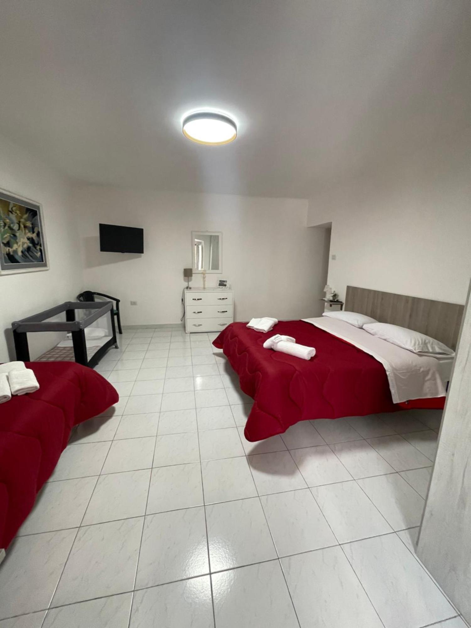 Geppino'S Home Napels Buitenkant foto